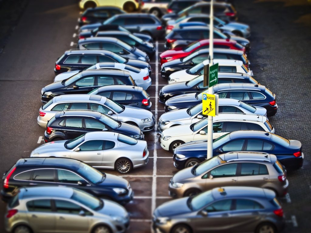 cars, parking spot, park-1115600.jpg